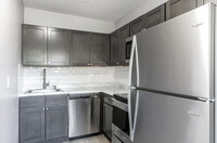 Clemens Place Apartments in Hartford, CT - Building Photo - Interior Photo