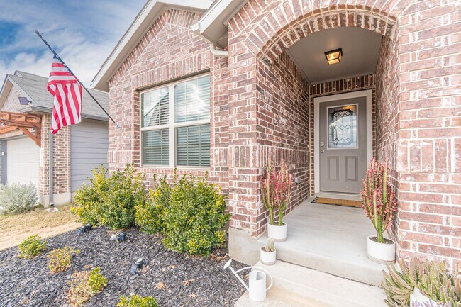 2569 McCrae in New Braunfels, TX - Building Photo - Building Photo