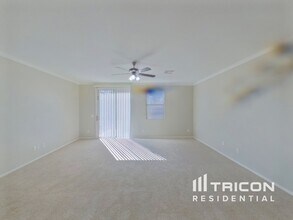 45707 W Guilder Ave in Maricopa, AZ - Foto de edificio - Building Photo