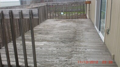 1625 Rolling Hills Rd in Roseburg, OR - Building Photo - Building Photo