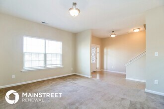 10008 Crooked Oak Wy in Louisville, KY - Building Photo - Building Photo