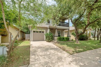 2205 Independence Dr in Austin, TX - Building Photo - Building Photo