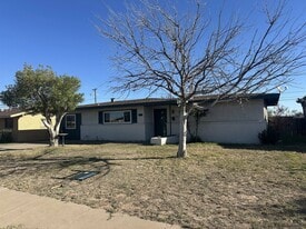 2608 Cumberland Rd in Odessa, TX - Building Photo