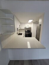 1624 NE 151st St in Miami, FL - Building Photo - Building Photo