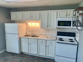 105 3rd Ave, Unit 303 in Osceola, WI - Building Photo