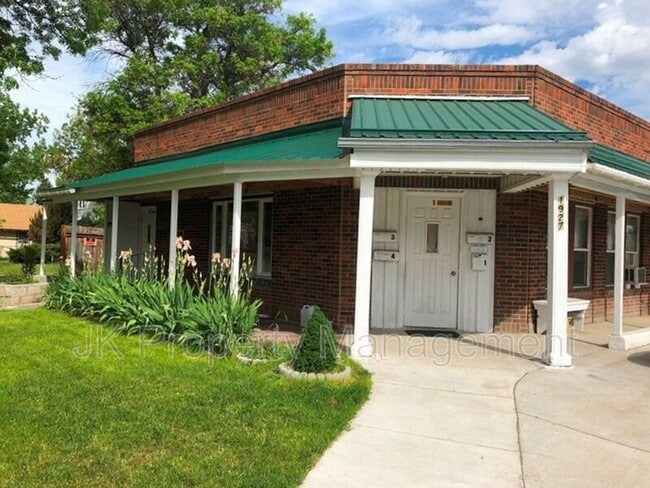 property at 1927 7th Ave N