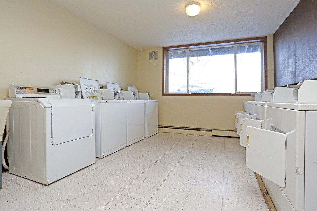 Clear Brook Apartments St. Cloud, MN Apartments