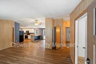 2520 E Edgewood Dr in Whitefish, MT - Building Photo - Building Photo