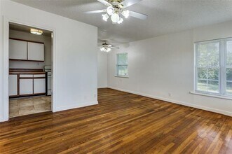 4650 S Ridge Terrace in Fort Worth, TX - Building Photo - Building Photo