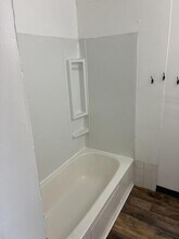 1320 4th Ave in Beaver Falls, PA - Building Photo - Building Photo