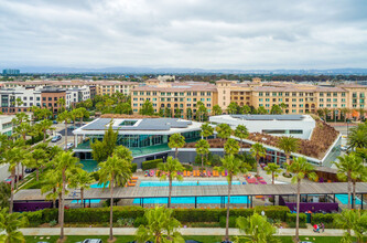 13200 Pacific Promenade, Unit 441 in Los Angeles, CA - Foto de edificio - Building Photo