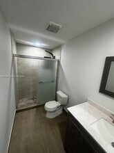 18560 SW 128th Ave in Miami, FL - Building Photo - Building Photo