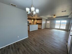 8530 11th St in Lubbock, TX - Building Photo - Building Photo