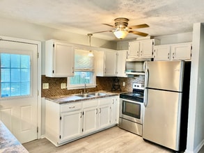 1006 New St in Hampton, VA - Building Photo - Building Photo