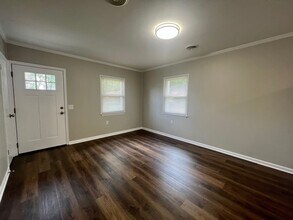 512 Border St in Graham, NC - Building Photo - Building Photo