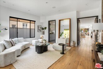 616 N Fuller Ave in Los Angeles, CA - Building Photo - Building Photo