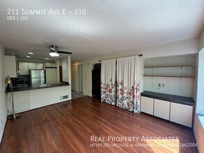 211 Summit Ave E in Seattle, WA - Building Photo - Building Photo