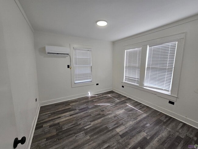 property at 2920 Sherwood St