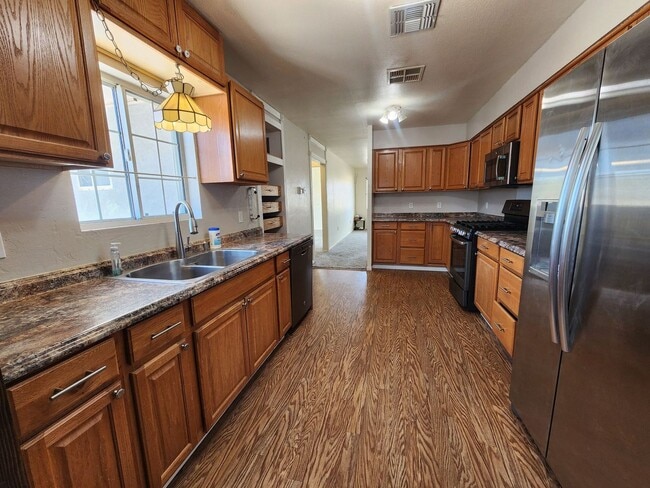 property at 73354 Sun Valley Dr