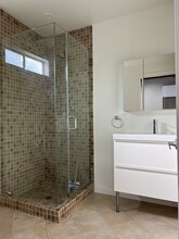 5237 Stratford Rd in Los Angeles, CA - Building Photo - Building Photo