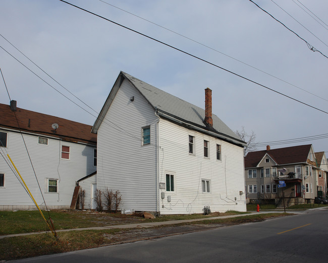 1176 West Ave in Buffalo, NY - Building Photo - Building Photo