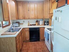 818 Valley View Cir in Charlottesville, VA - Building Photo - Building Photo