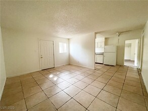 1309 N 23rd St, Unit 1 in Las Vegas, NV - Building Photo - Building Photo