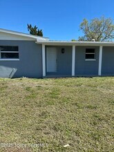1100 Outrigger Dr in Merritt Island, FL - Building Photo - Building Photo