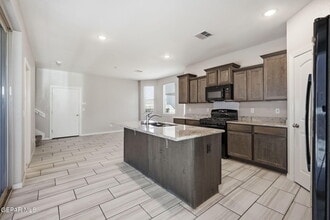 14459 Eastbrook Dr in El Paso, TX - Building Photo - Building Photo