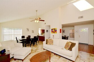 3307 Long Hollow Ct in Sugar Land, TX - Building Photo - Building Photo