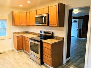 31 Charles St in Montgomery, NY - Building Photo - Building Photo