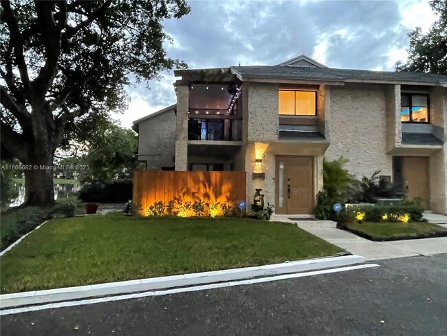 148 Wimbledon Lakes Dr