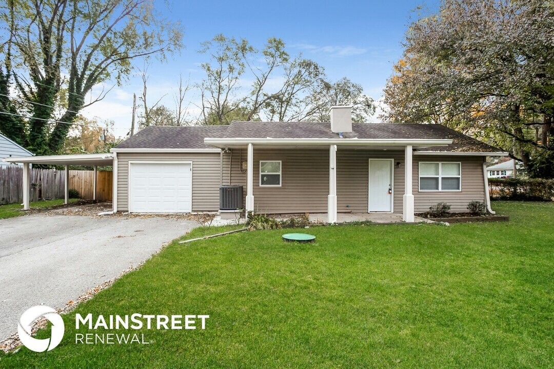 1705 Randall Rd in Indianapolis, IN - Building Photo