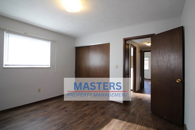 135 Edgewood Dr in Perrysburg, OH - Building Photo - Building Photo