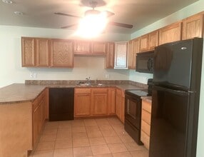 122 Booker Rd in Waynesville, MO - Building Photo - Building Photo