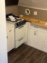 601 Chestnut St, Unit 3 in Carnegie, PA - Foto de edificio - Building Photo