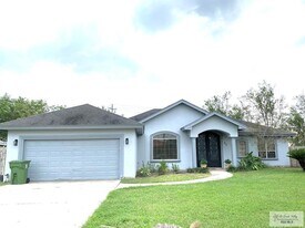 25 La Paz Ct in Brownsville, TX - Building Photo