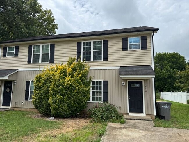 property at 2714 S Ridge Ave