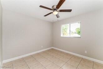 1023 SE 17th Ave in Cape Coral, FL - Building Photo - Building Photo