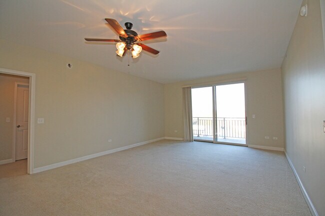 300 Anthony Ave in Mundelein, IL - Building Photo - Building Photo