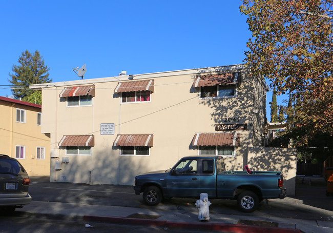 2041 Riley Ct in Concord, CA - Foto de edificio - Building Photo