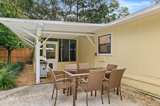 1844 NW 42nd Ave in Gainesville, FL - Building Photo - Building Photo