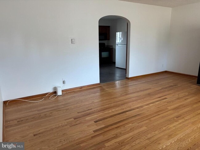 8105 Winchester Ave in Inwood, WV - Building Photo - Building Photo