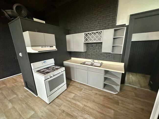 432 4th Ave in Troy, NY - Building Photo - Building Photo