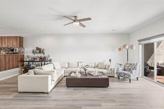 1109 Pinellas Bayway S in Tierra Verde, FL - Building Photo - Building Photo