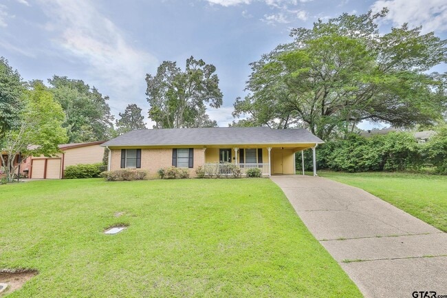property at 1707 Sampson Dr