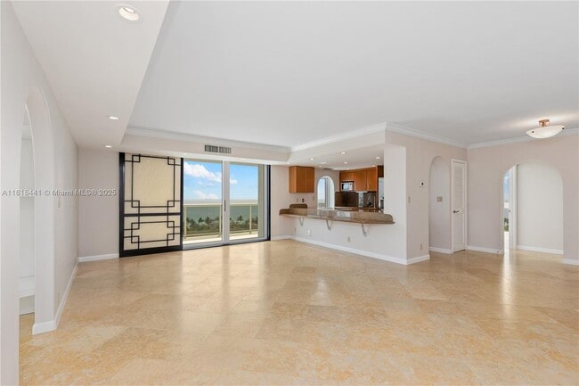 2715 N Ocean Blvd in Fort Lauderdale, FL - Building Photo - Building Photo