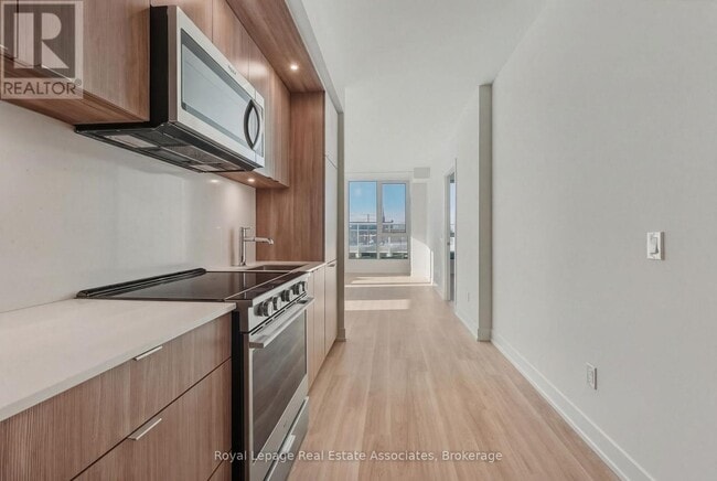 25 Cordova Ave in Toronto, ON - Building Photo - Building Photo