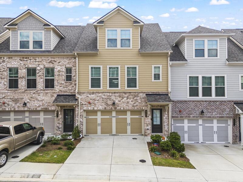 6308 Brookwater Vw in Mableton, GA - Building Photo