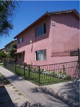 931 S Standard Ave in Santa Ana, CA - Foto de edificio - Building Photo